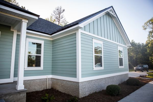 Board Siding Repair in Cypress