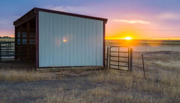 Pole Building Siding Service in Cypress